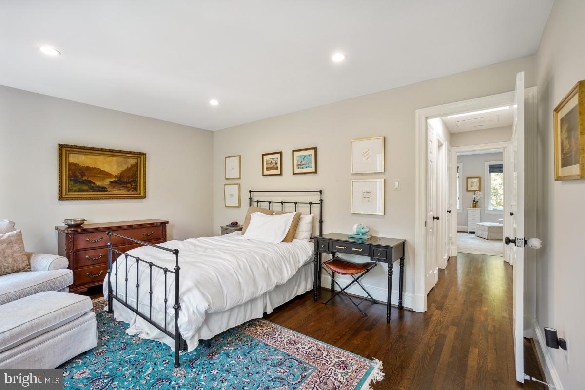 3972 GEORGETOWN COURT NW