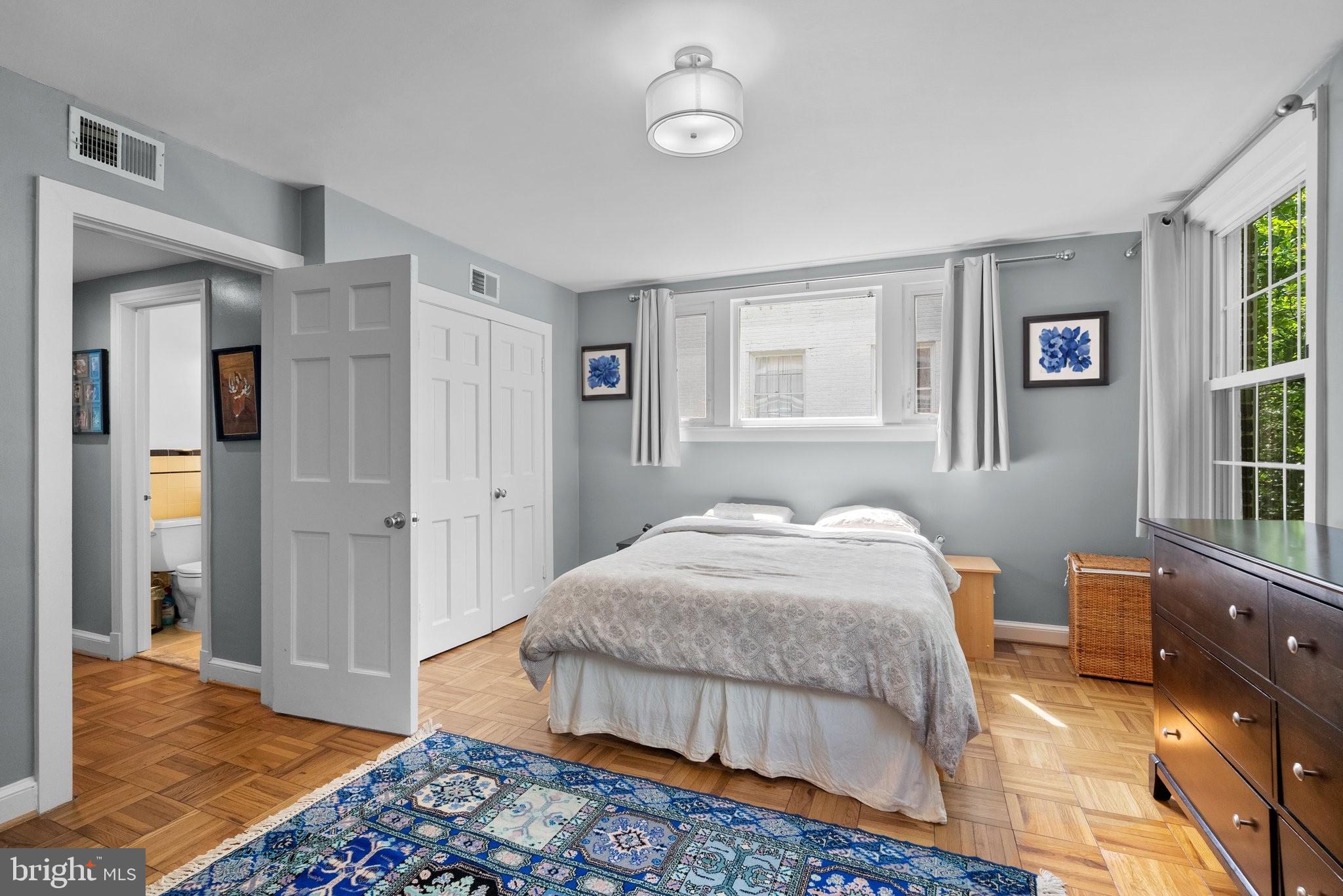 3524 DAVENPORT STREET NW