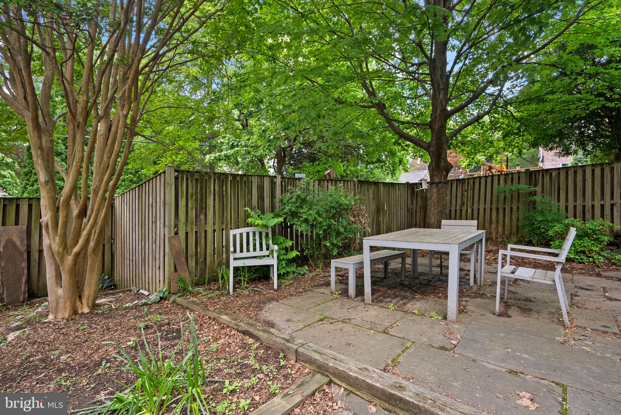 3524 DAVENPORT STREET NW