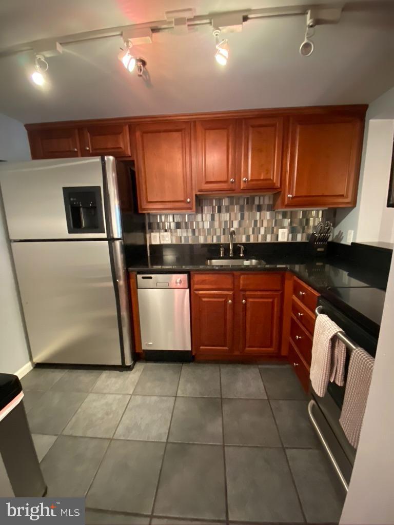 2311 M STREET NW 803