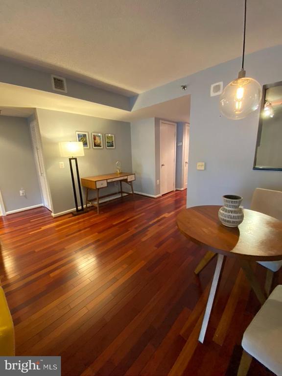 2311 M STREET NW 803