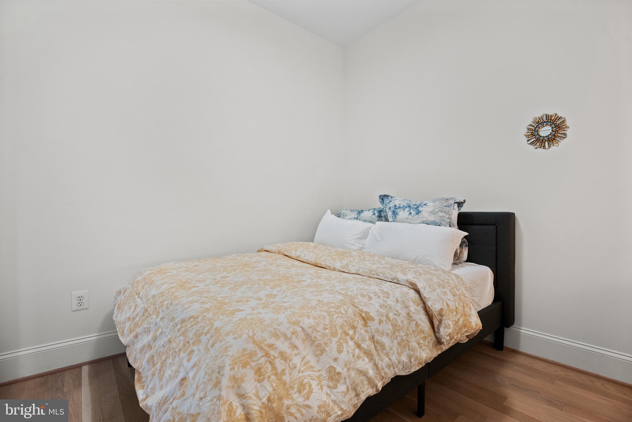 2108 10TH STREET NW 4