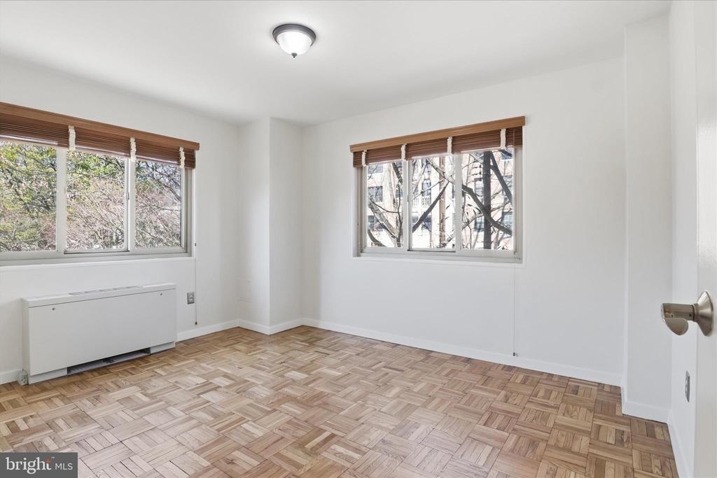 4600 CONNECTICUT AVENUE NW 423