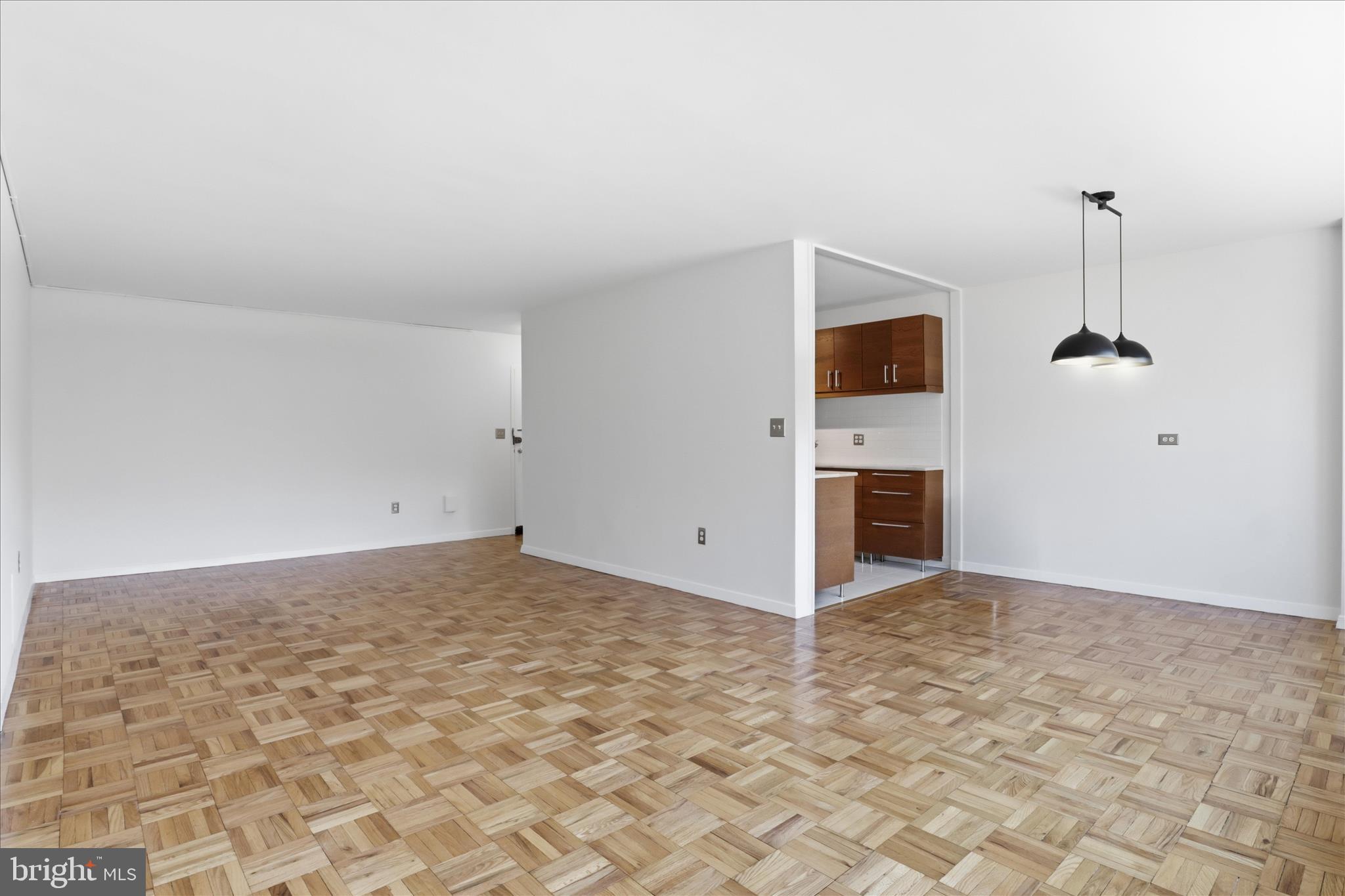 4600 CONNECTICUT AVENUE NW 423