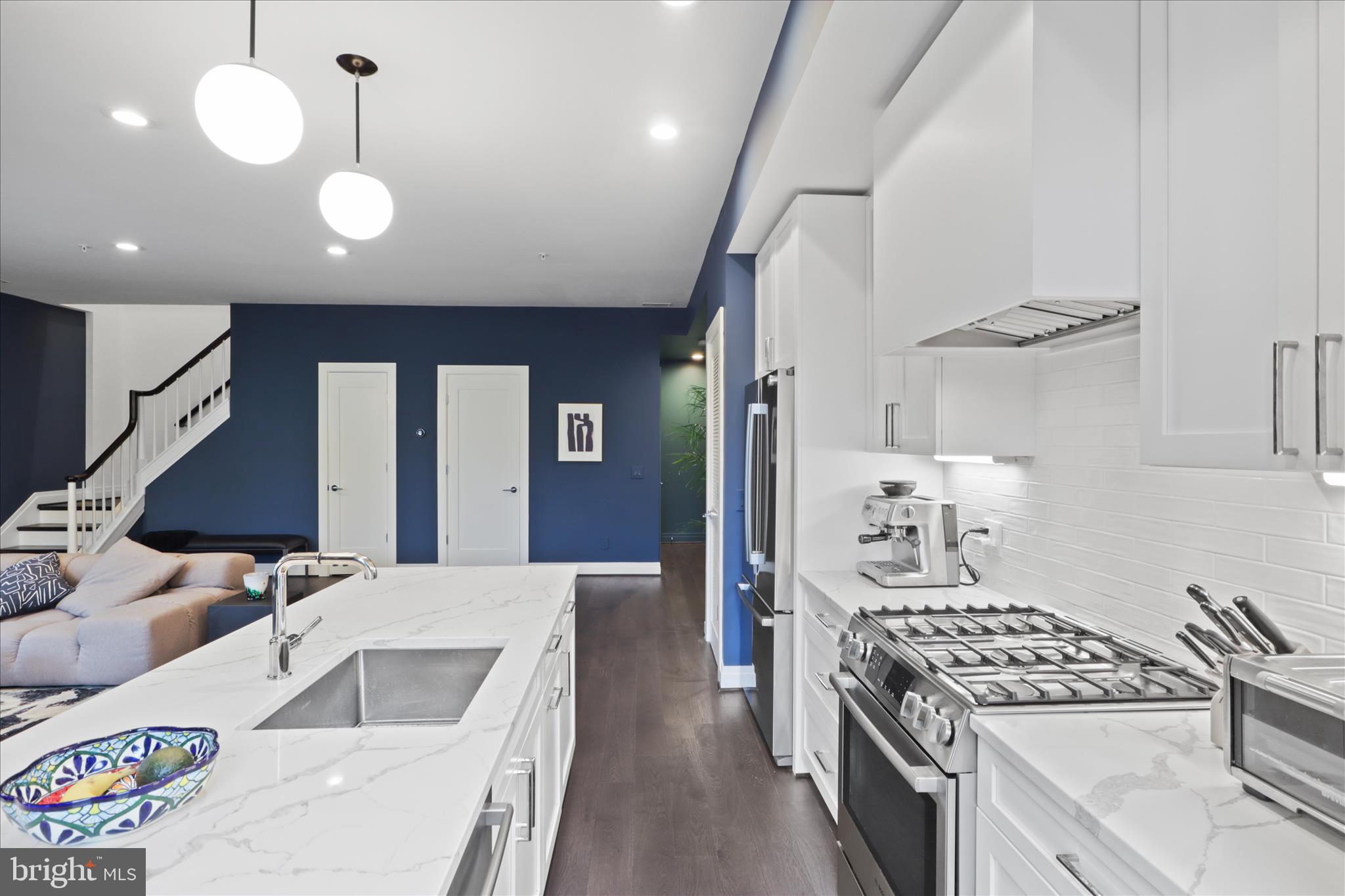 770 PARK ROAD NW 203