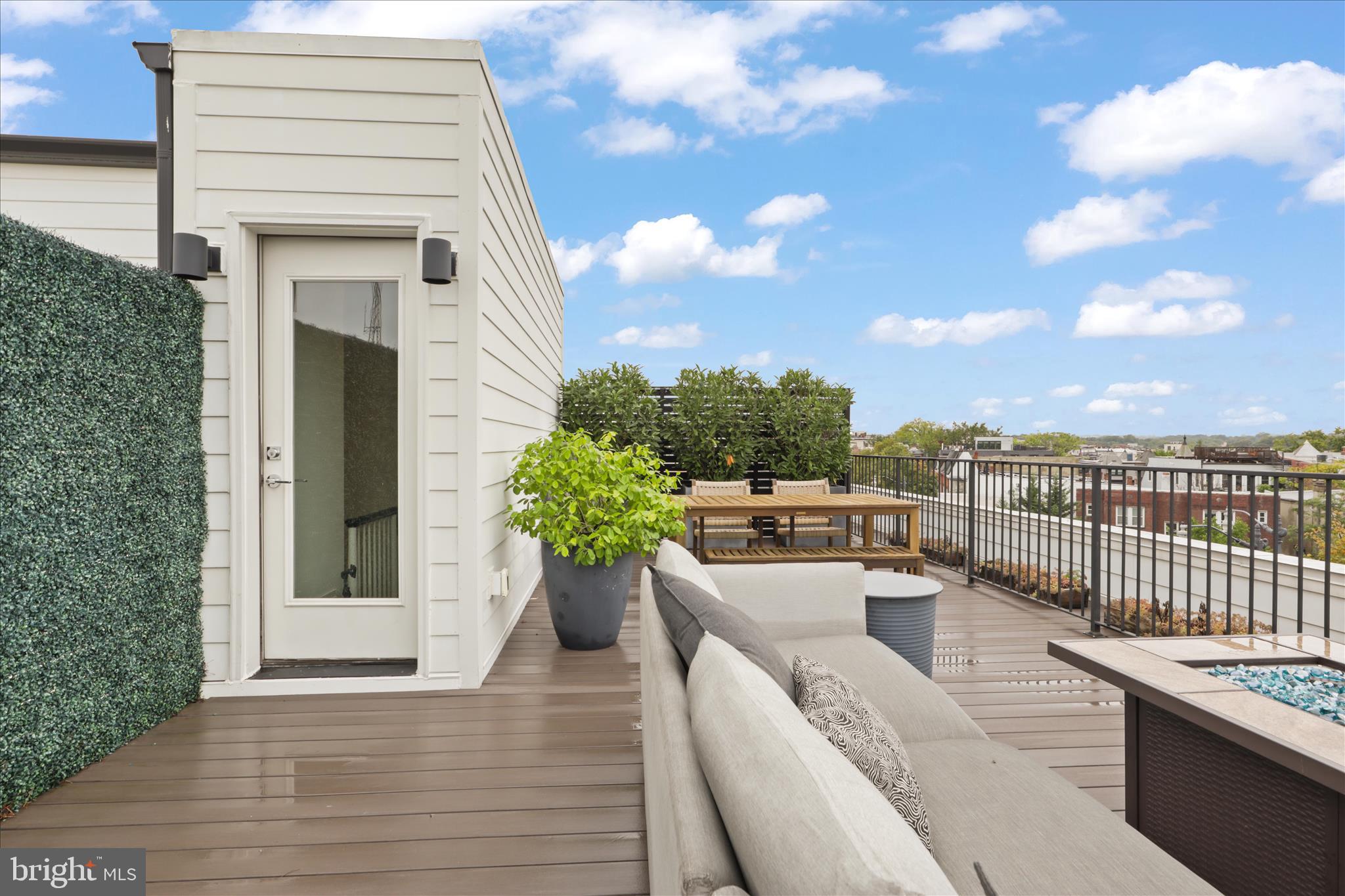 770 PARK ROAD NW 203