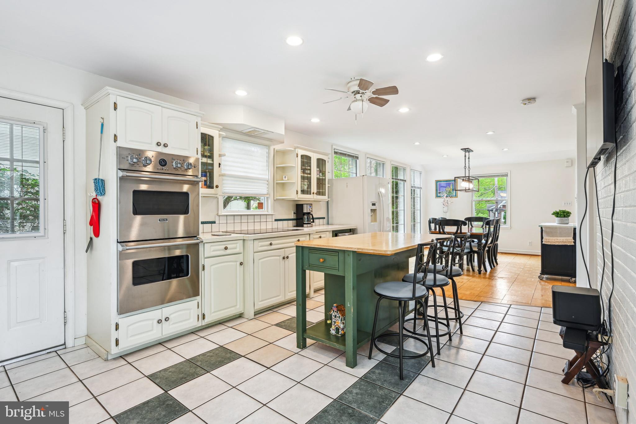 6023 WALHONDING ROAD