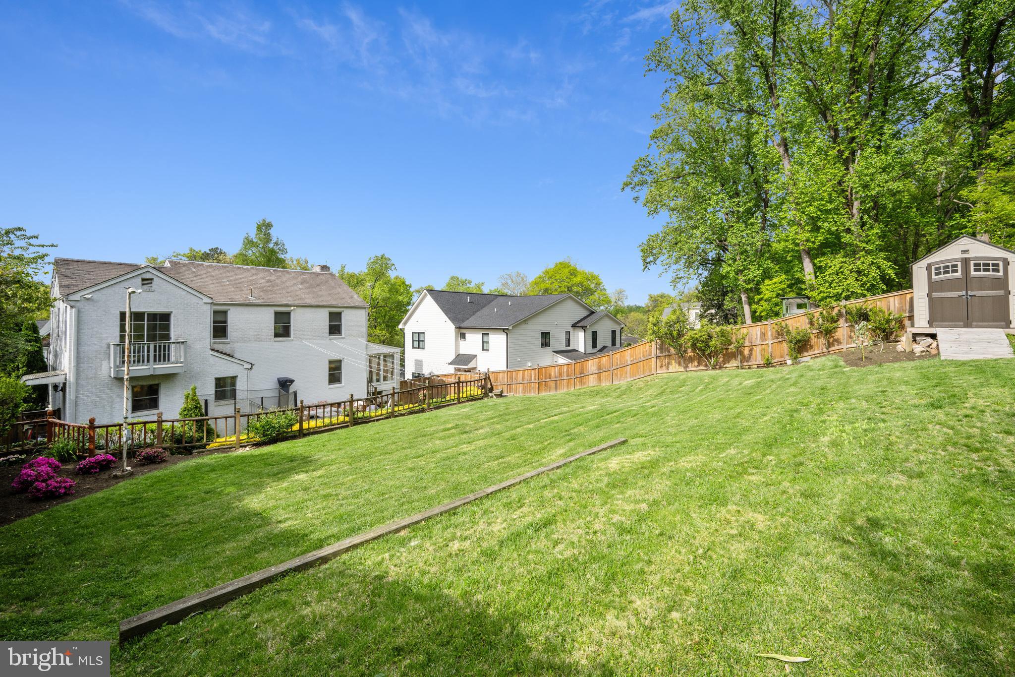 6023 WALHONDING ROAD