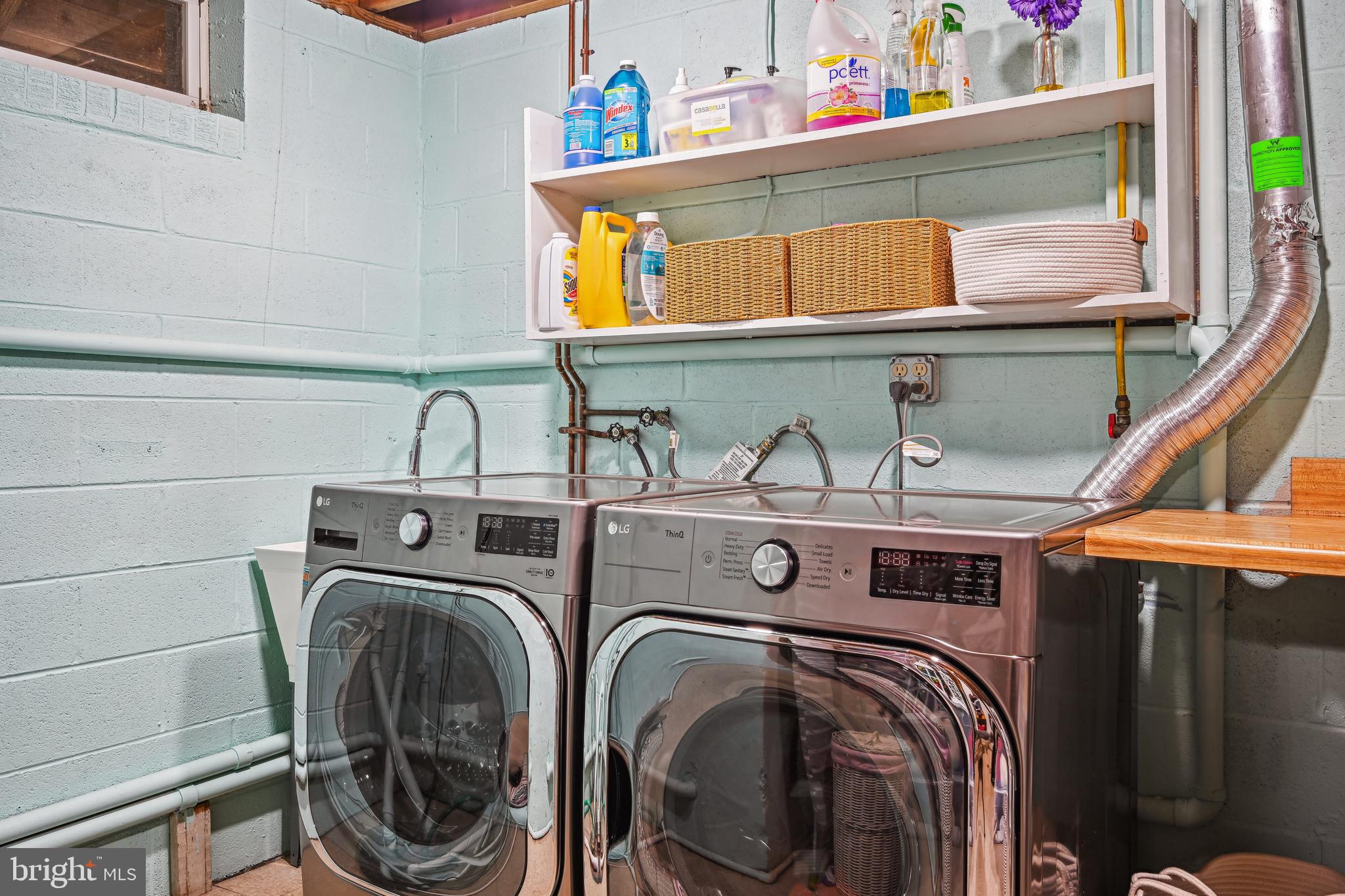 6023 WALHONDING ROAD