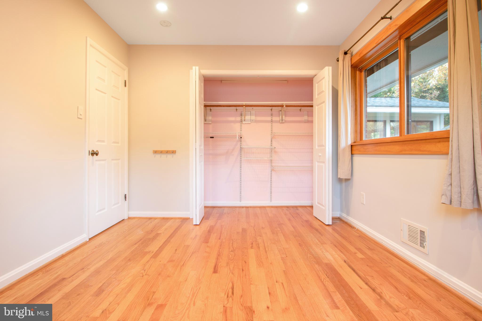 6512 BANNOCKBURN DRIVE