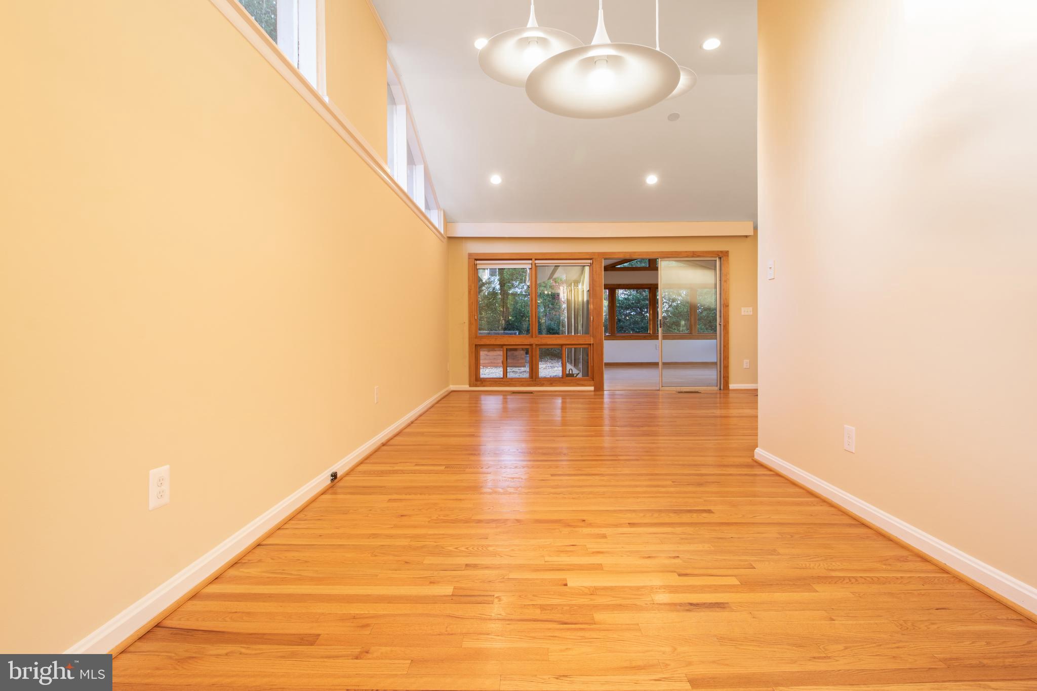 6512 BANNOCKBURN DRIVE