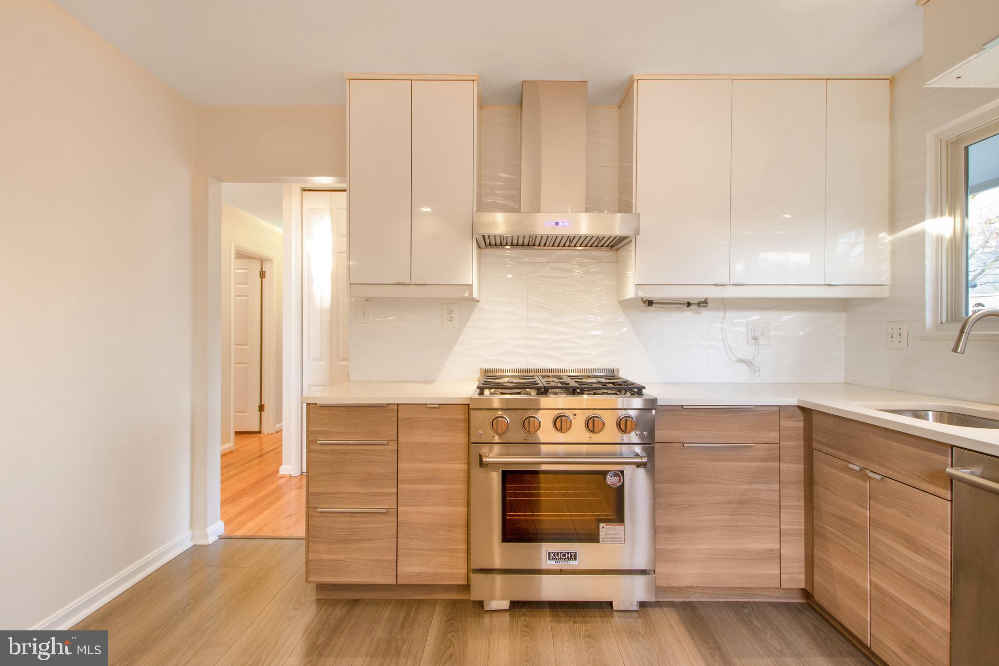 6512 BANNOCKBURN DRIVE