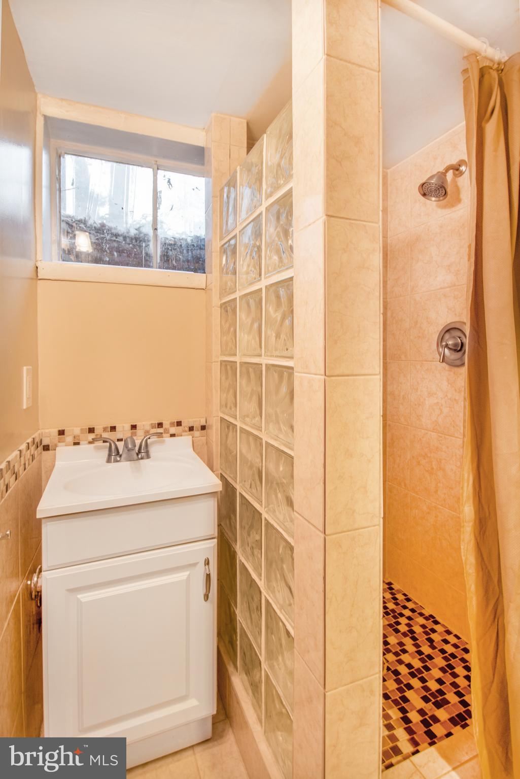 6512 BANNOCKBURN DRIVE