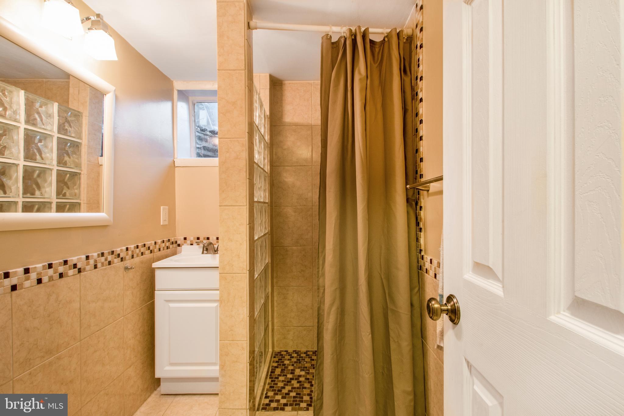 6512 BANNOCKBURN DRIVE