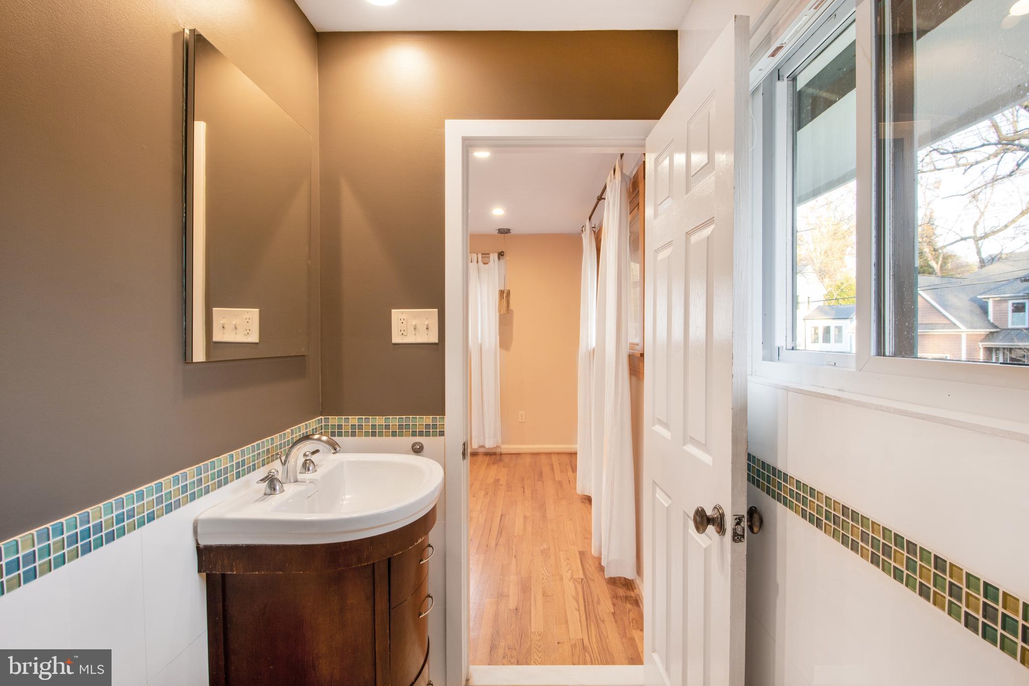 6512 BANNOCKBURN DRIVE