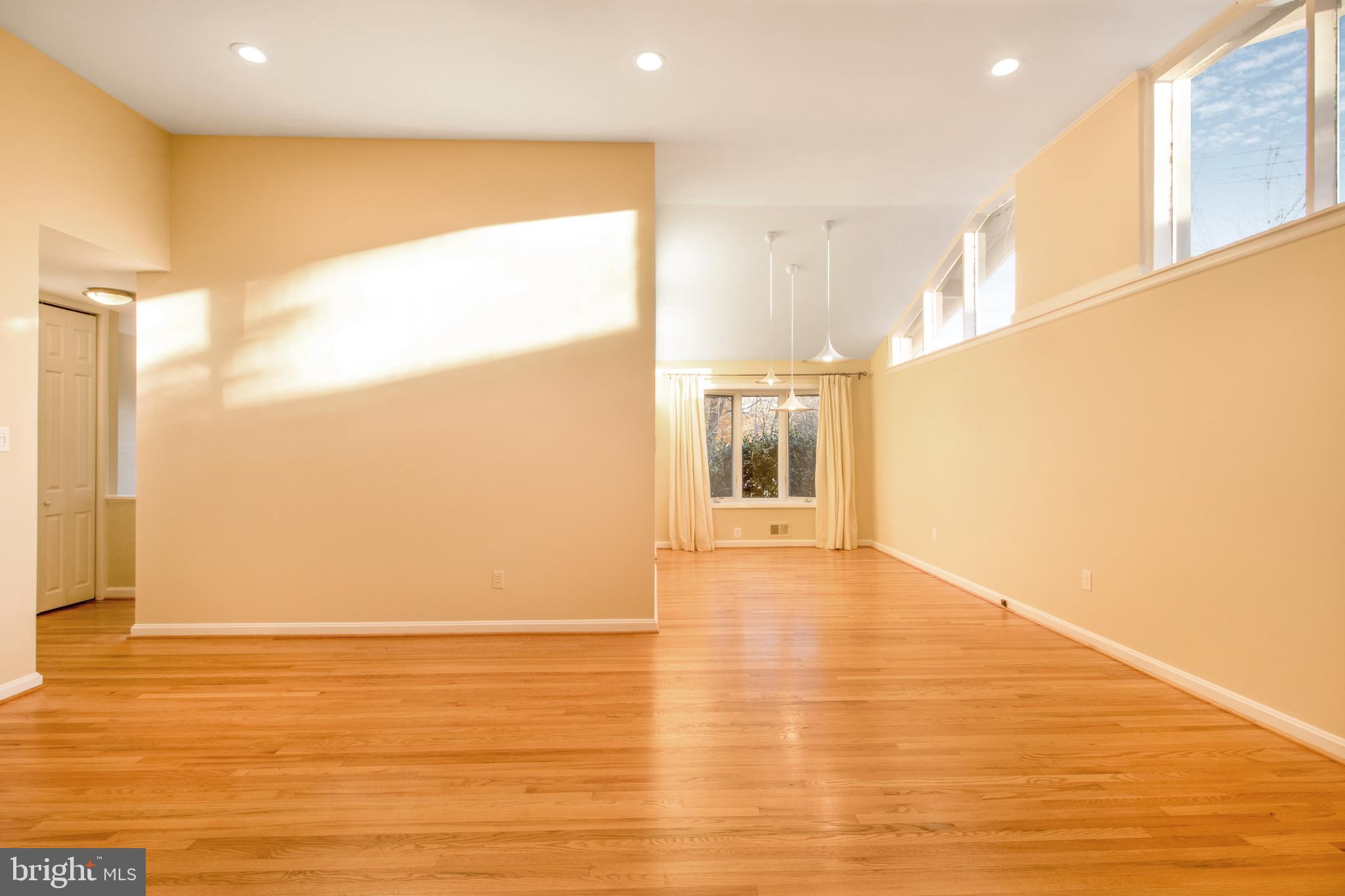 6512 BANNOCKBURN DRIVE