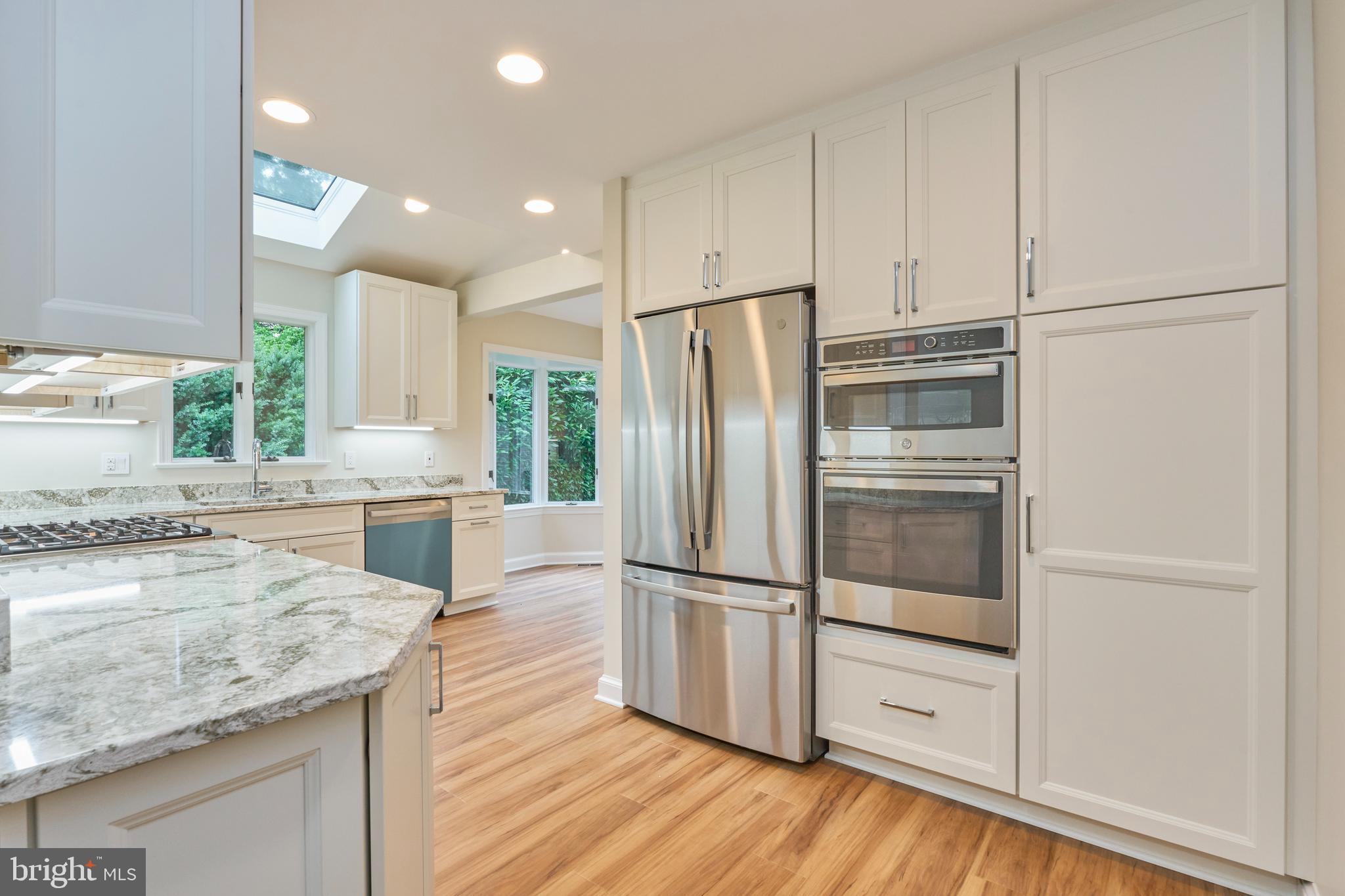 3819 WOODBINE STREET