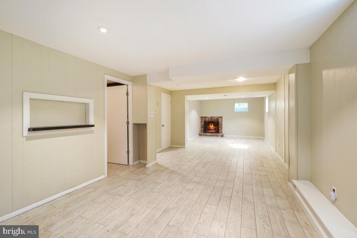 7616 WINTERBERRY PLACE