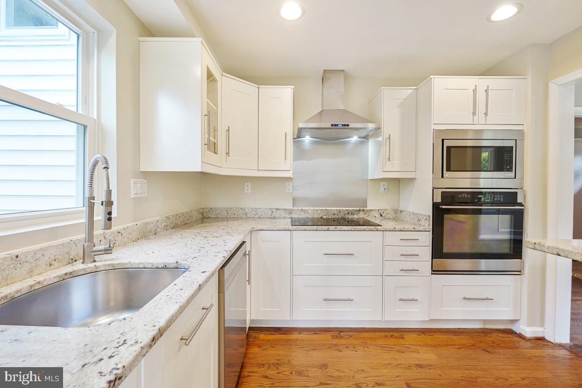 7616 WINTERBERRY PLACE