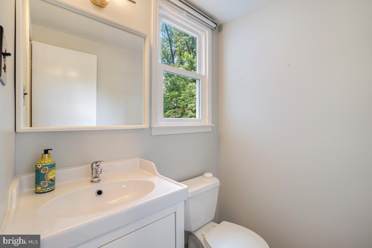 7616 WINTERBERRY PLACE