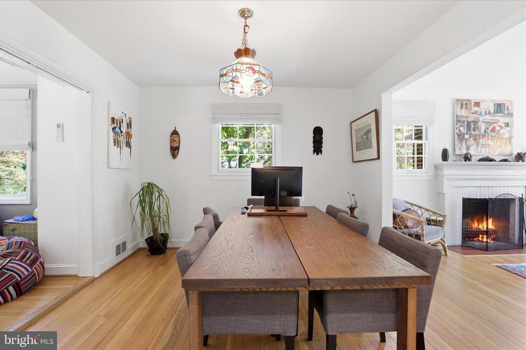 3221 COQUELIN TERRACE