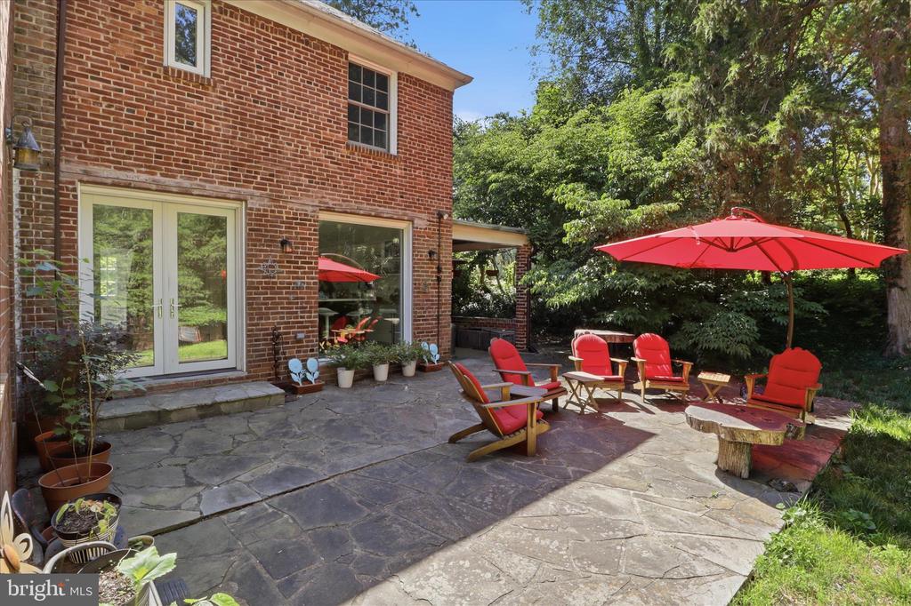 3221 COQUELIN TERRACE