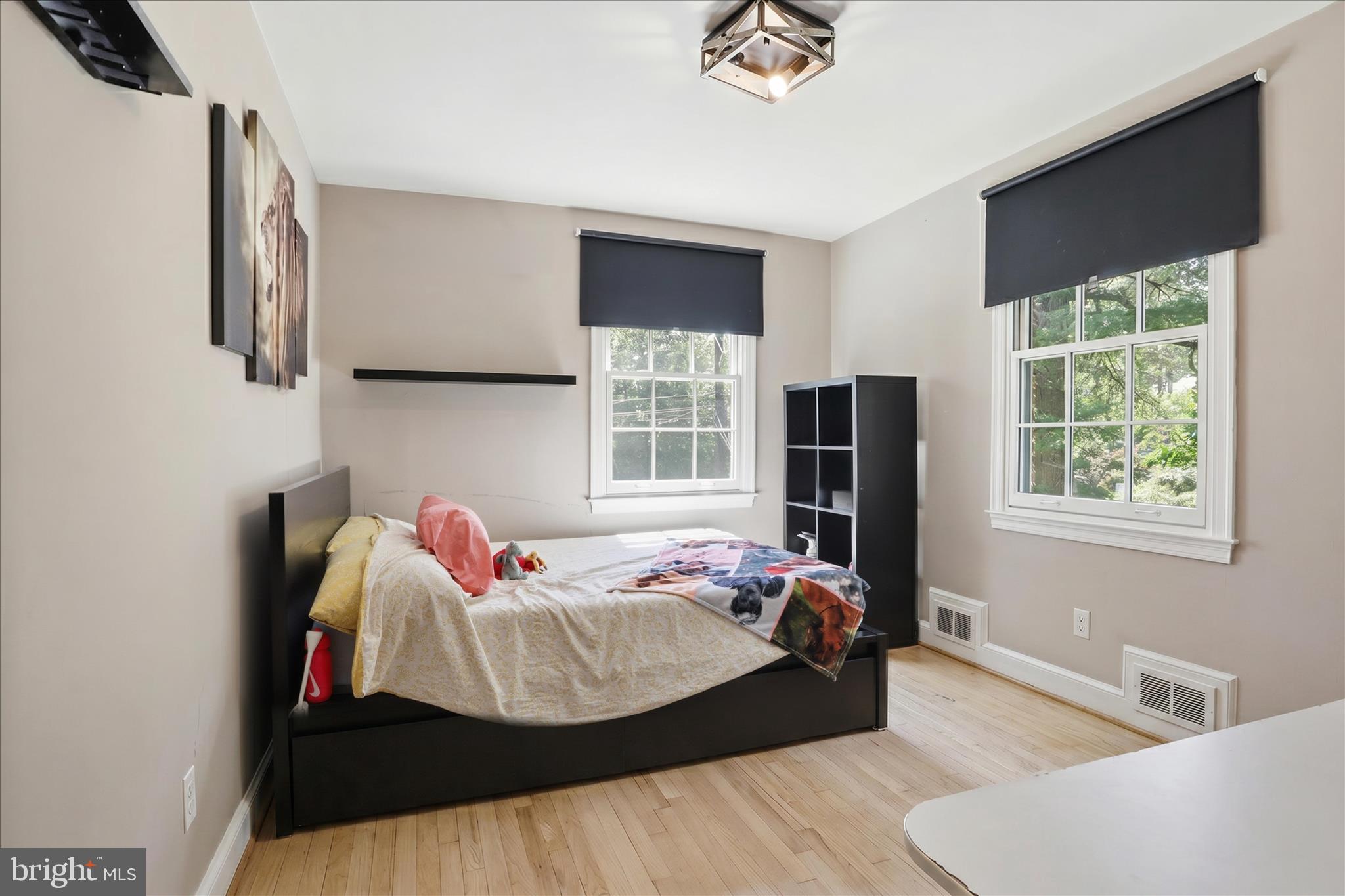 3221 COQUELIN TERRACE
