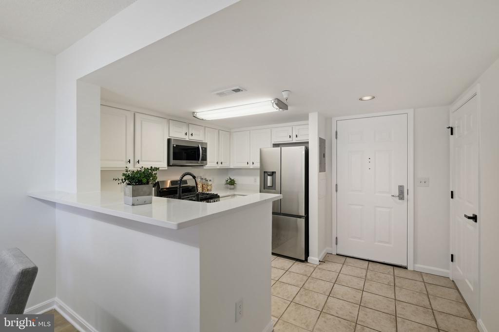 11710 OLD GEORGETOWN ROAD Unit: 719