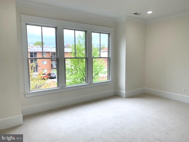 2134 N TAZEWELL COURT