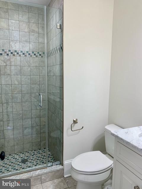 2134 N TAZEWELL COURT