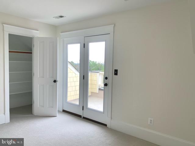 2134 N TAZEWELL COURT