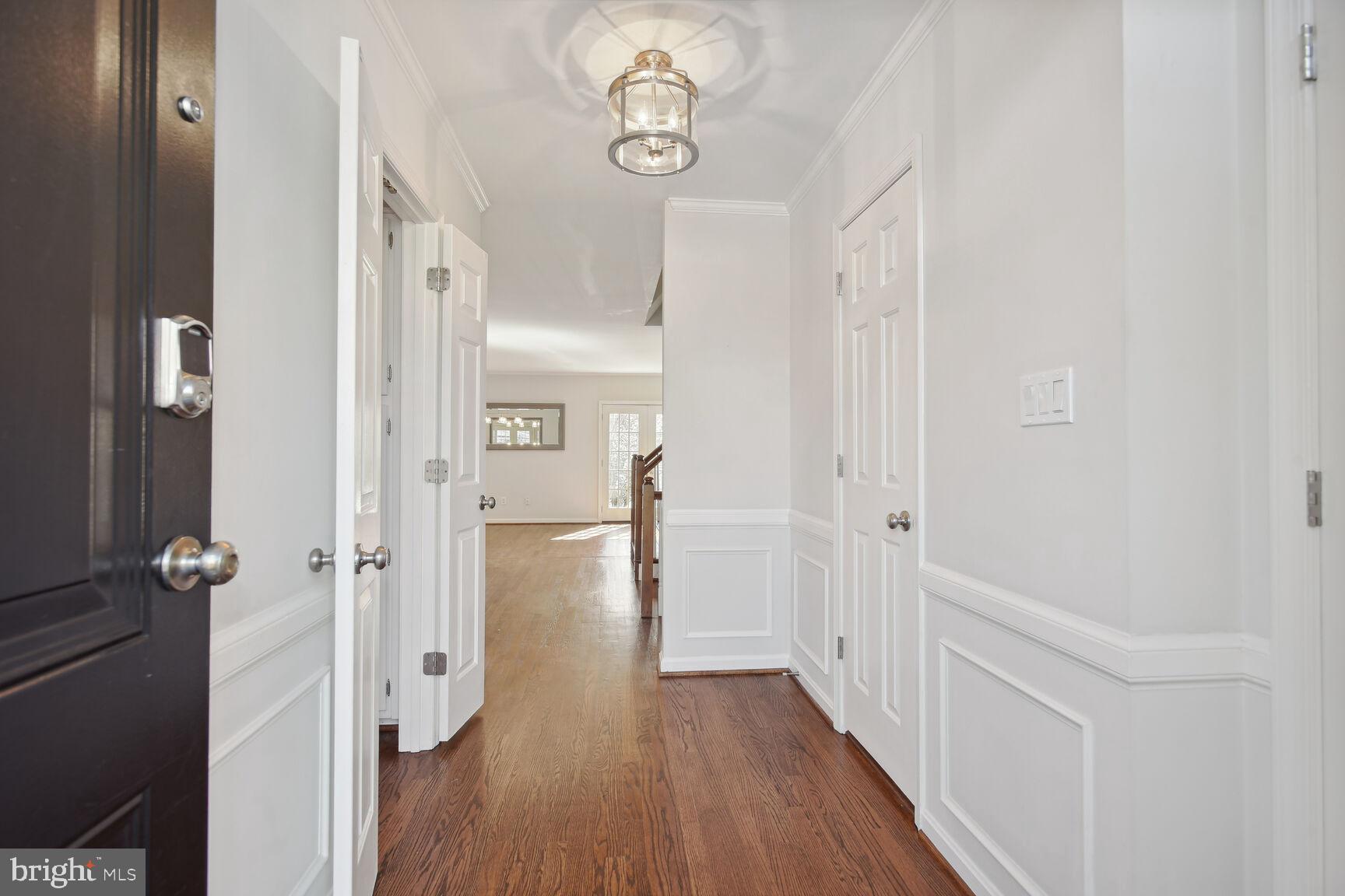 507 COUNCIL COURT NE