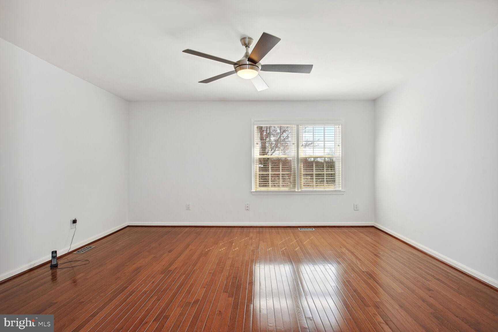 507 COUNCIL COURT NE