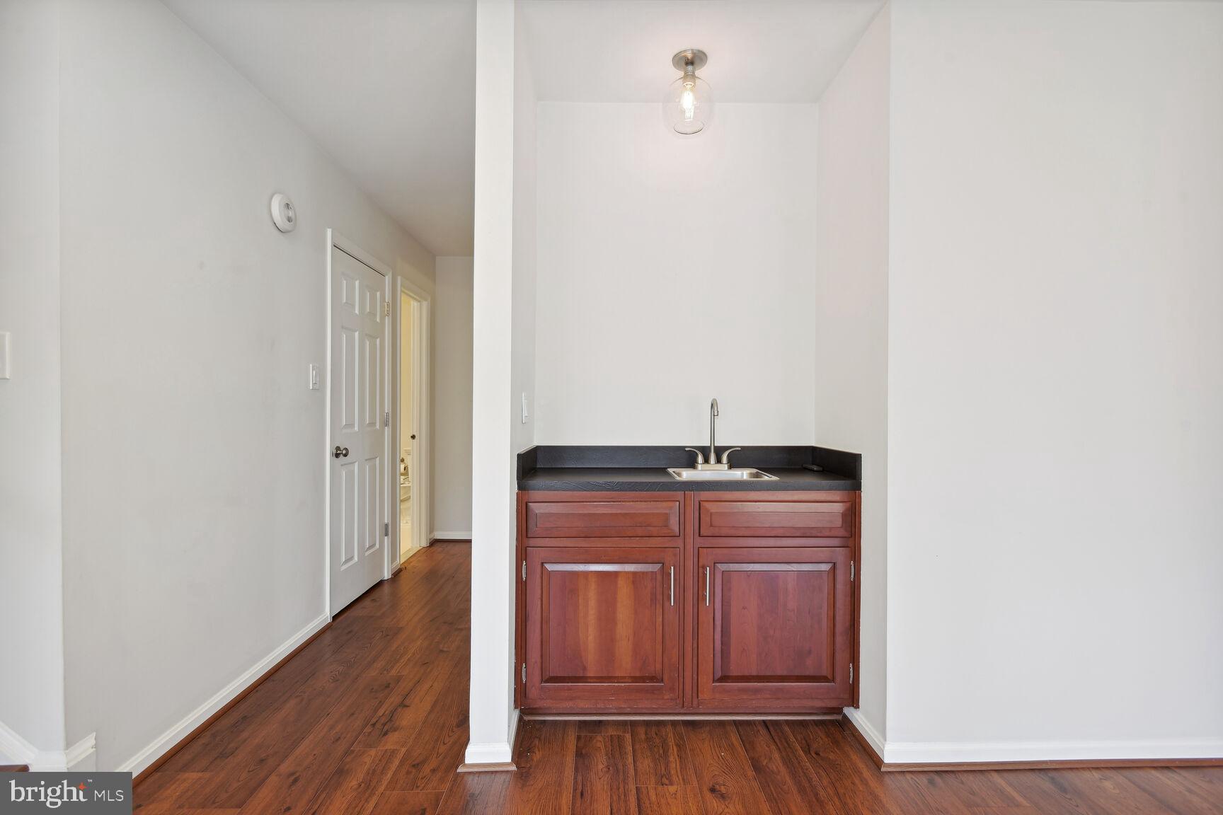 507 COUNCIL COURT NE