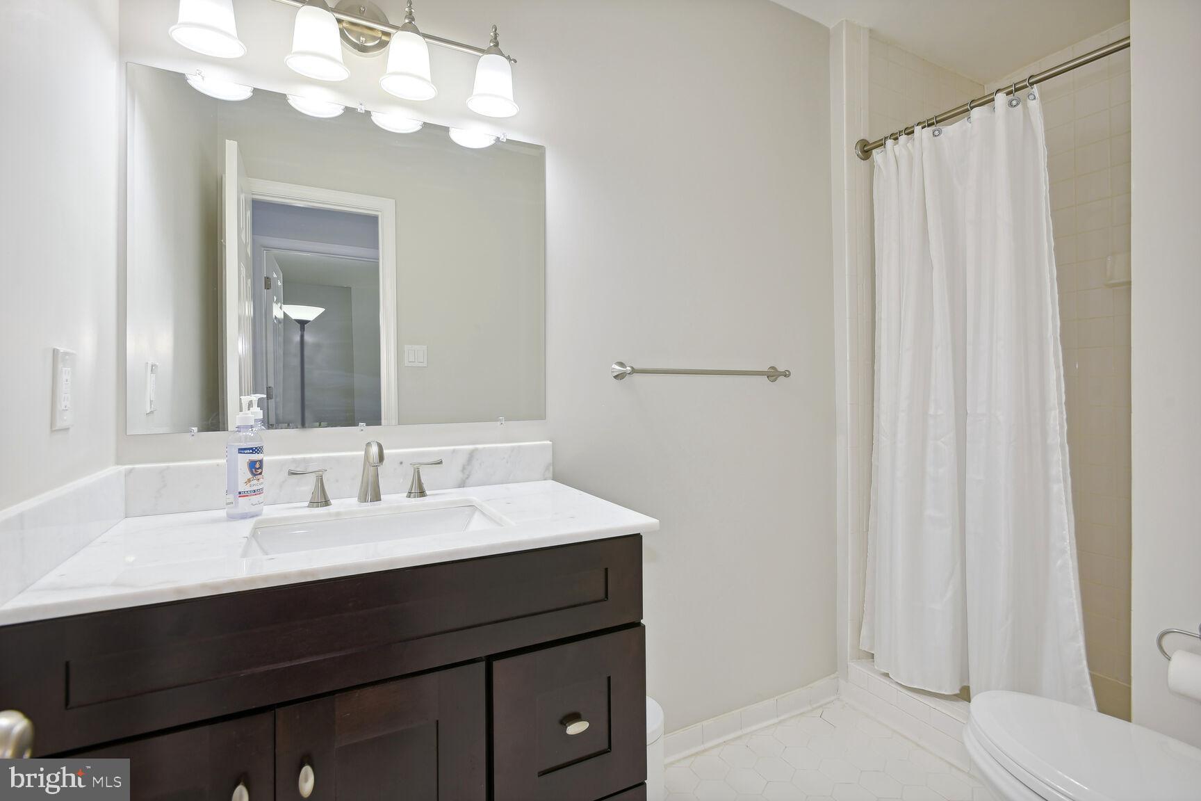 507 COUNCIL COURT NE