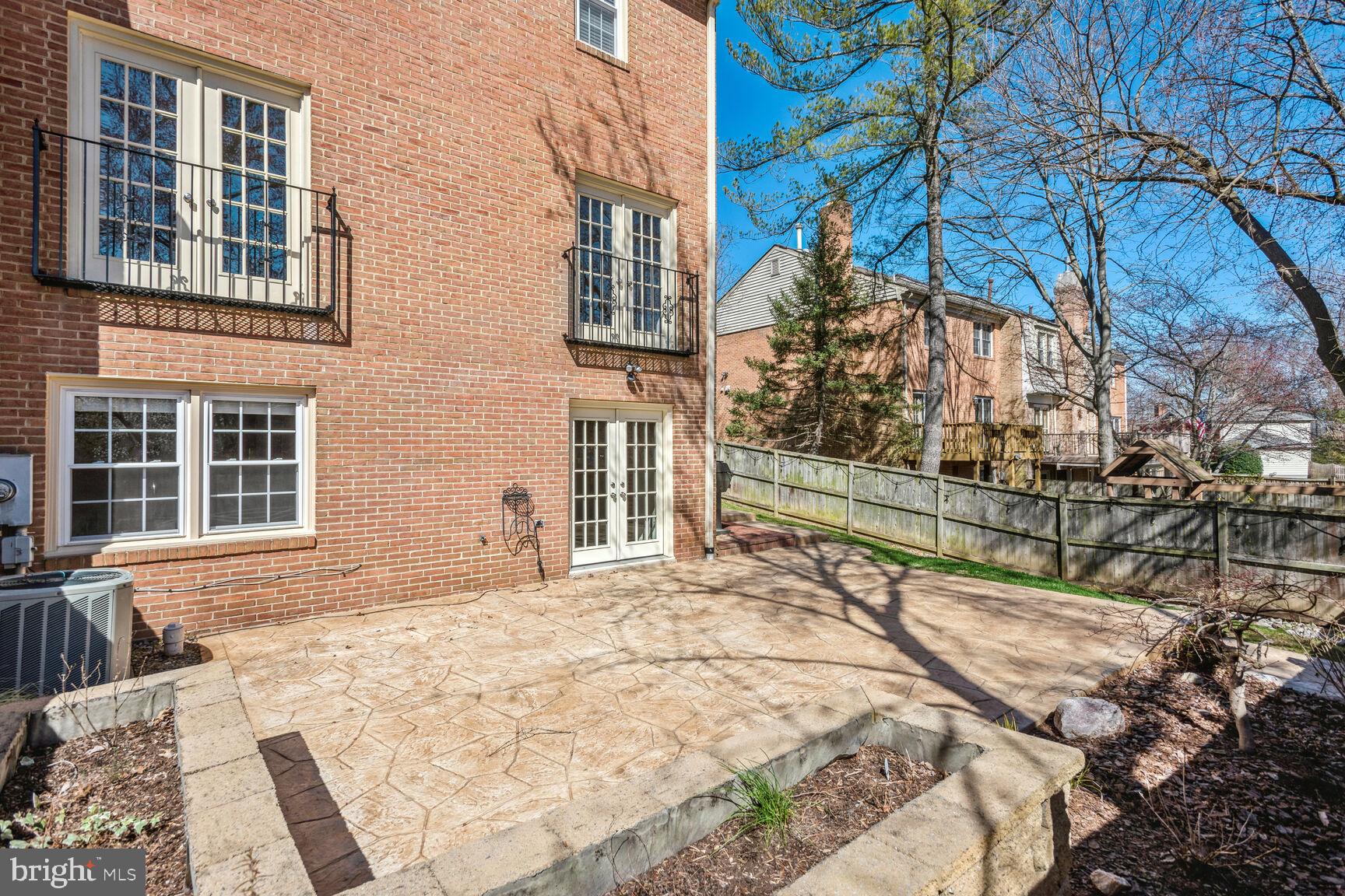 507 COUNCIL COURT NE