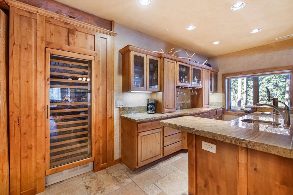 2732 Casper Court