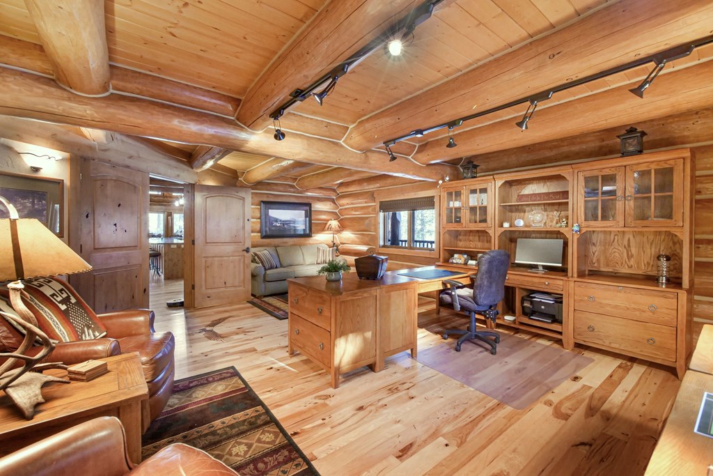 2732 Casper Court