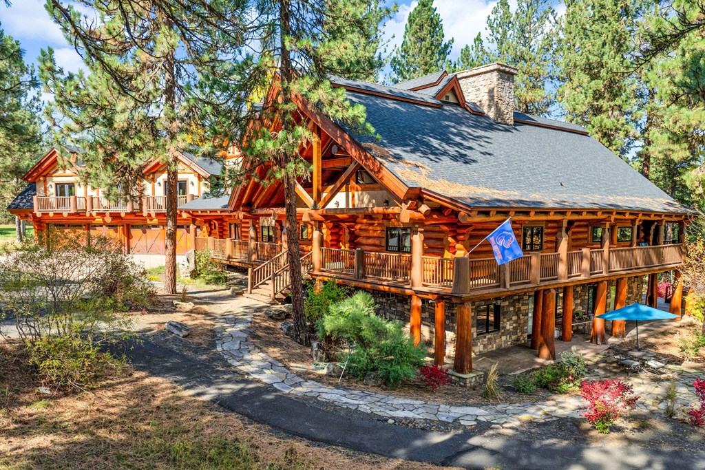 2732 Casper Court