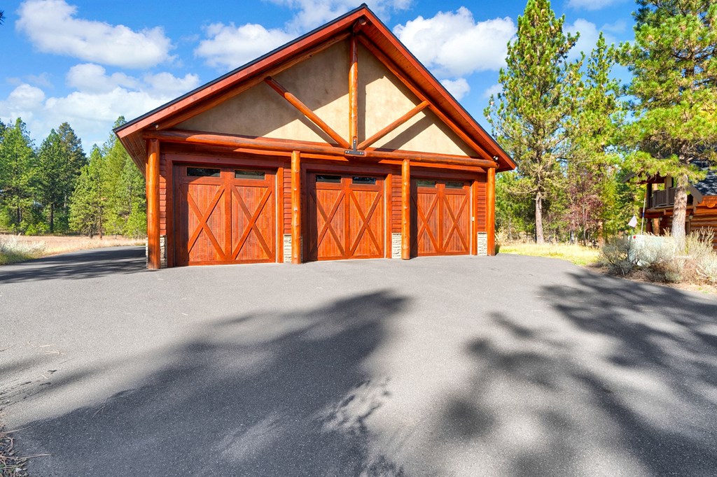 2732 Casper Court