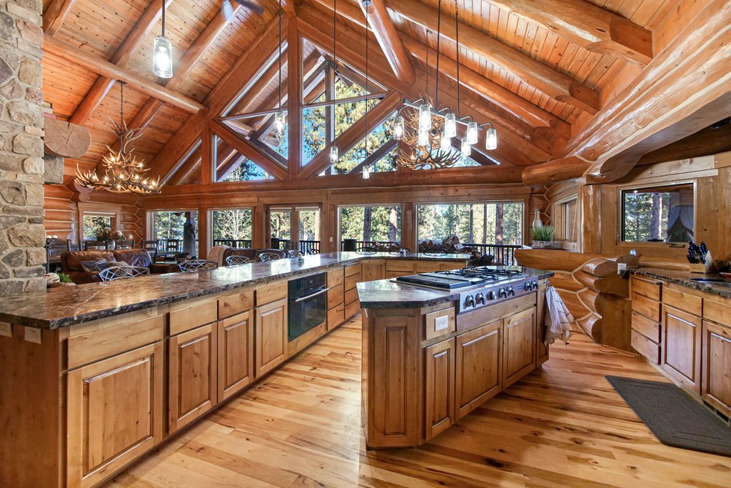 2732 Casper Court
