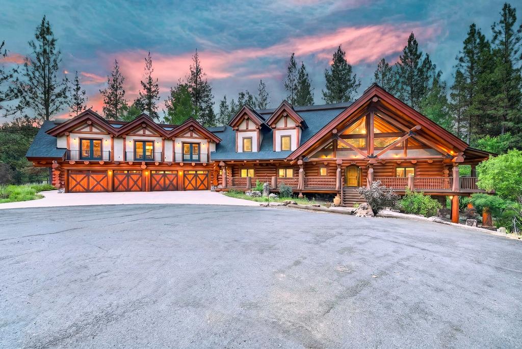 2732 Casper Court