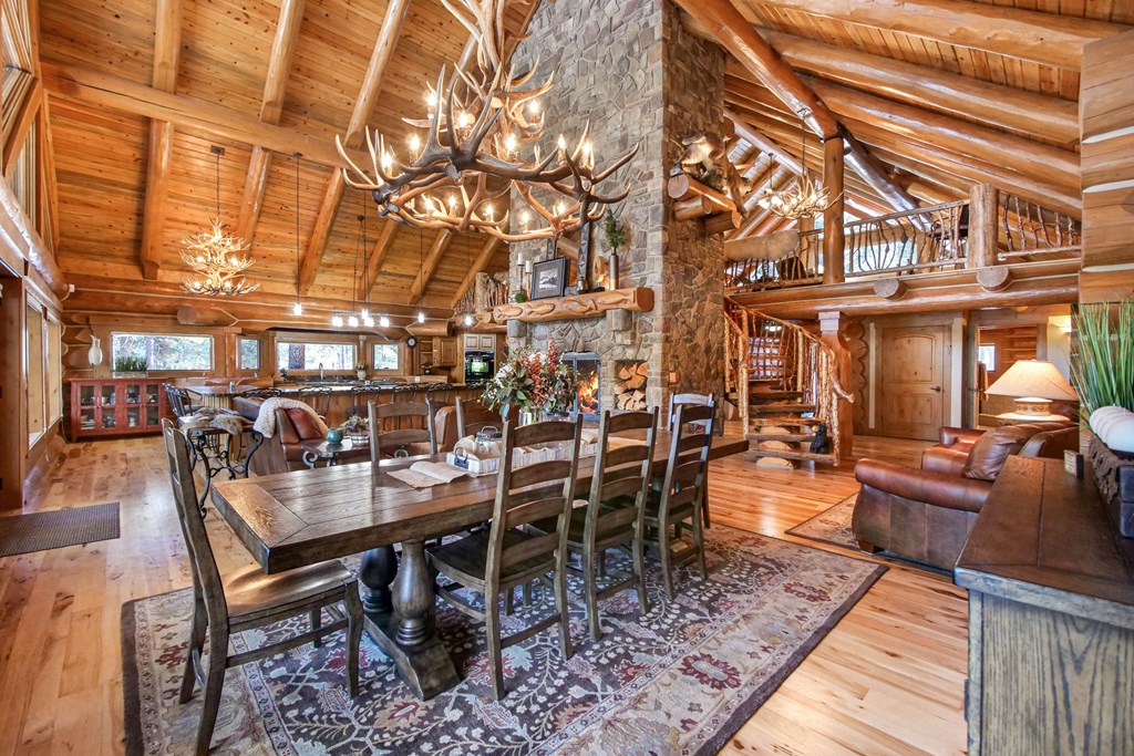 2732 Casper Court