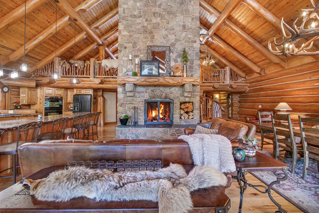 2732 Casper Court