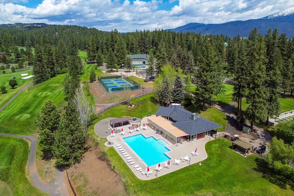 2732 Casper Court