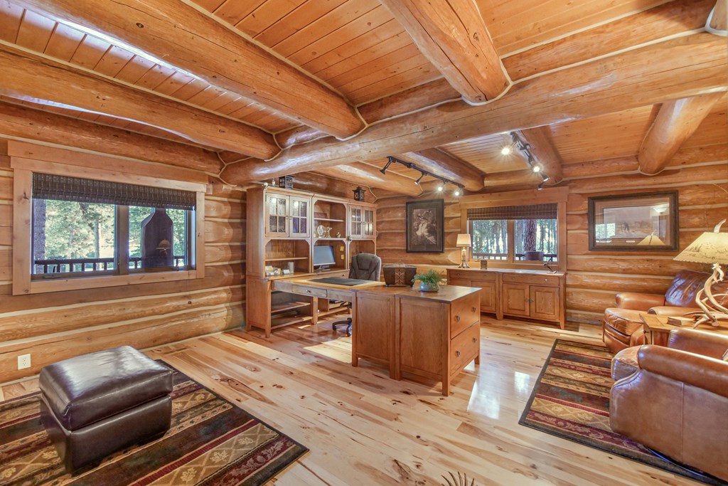 2732 Casper Court