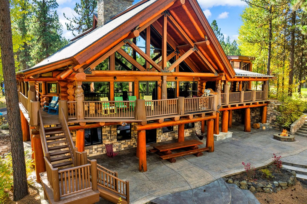 2732 Casper Court