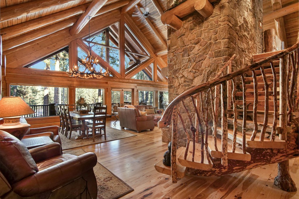 2732 Casper Court
