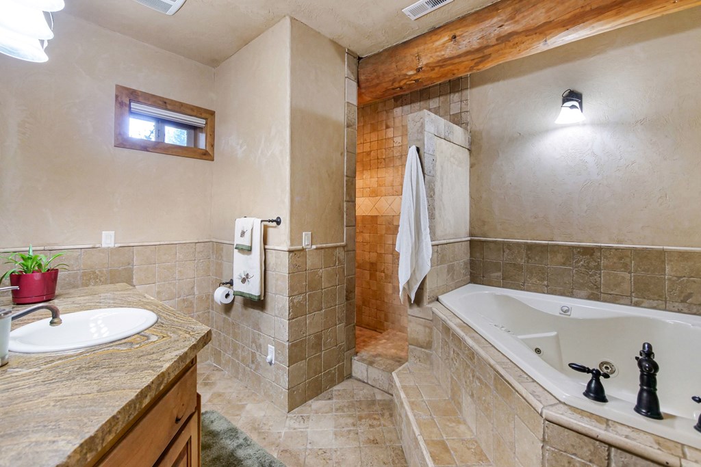 2732 Casper Court