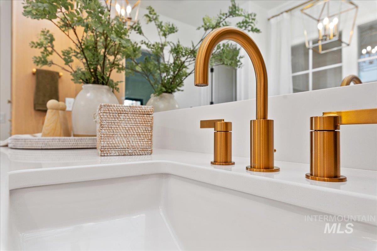 1795 S Isla Del Rio Way